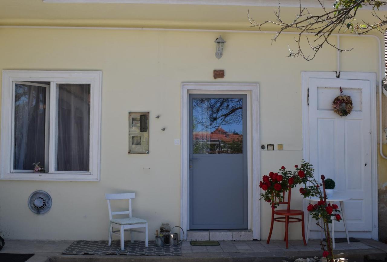 Malomszeg Apartman 2 Pécs Exterior foto